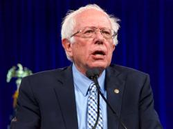 bernie-sanders-slams-trump-says-hes-representing-his-fossil-fuel-billionaire-friends-by-calling-climate-change-a-con-job 