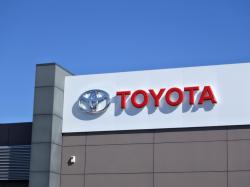  toyota-posts-eighth-straight-month-of-global-sales-growth-us-hybrid-demand-soars-despite-trump-tariffs 