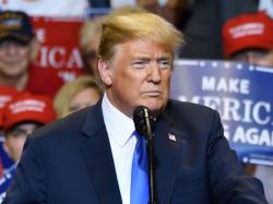  congressman-misses-out-on-67-intel-gains-100k-federal-workers-to-resign-and-more-this-week-in-politics 
