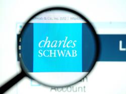  charles-schwab-earnings-are-imminent-these-most-accurate-analysts-revise-forecasts-ahead-of-earnings-call 