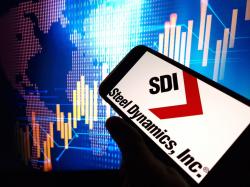  how-to-earn-500-a-month-from-steel-dynamics-stock-ahead-of-q3-earnings 