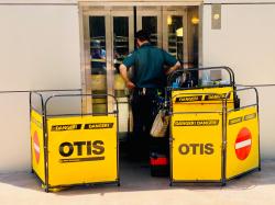  otis-ceo-says-service-strength-gives-confidence-to-raise-outlook 