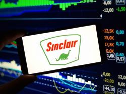  hf-sinclair-delivers-strong-q3-comeback-as-profits-surge-and-margins-expand-across-segments 