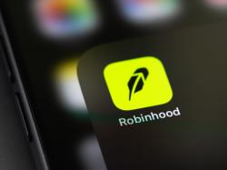  robinhood-earnings-are-imminent-these-most-accurate-analysts-revise-forecasts-ahead-of-earnings-call 