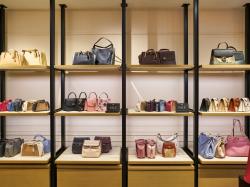  tapestry-stock-falls-despite-q1-earnings-beat-raised-fy26-guidance 