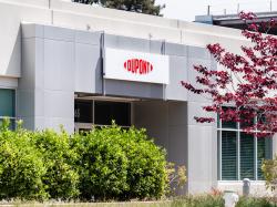  dupont-trims-outlook-after-qnity-spinoff-and-aramids-sale 