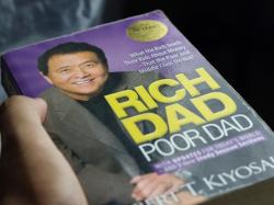  robert-kiyosaki-predicts-bitcoin-will-soar-to-250000 