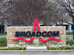  options-corner-the-ai-hangover-presents-a-contrarian-opportunity-in-broadcom-stock 