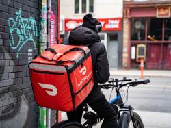  stock-of-the-day-will-doordash-fill-the-gap 