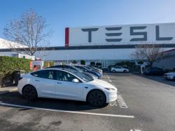  elon-musks-tesla-sues-north-dakota-over-direct-to-customer-sales-ban 
