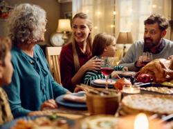  thanksgiving-2025-travel-forecast-nearly-82-million-americans-set-to-hit-roads-and-skies-where-are-they-headed 