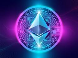  blackrock-preps-staked-ethereum-etf-launchbut-vitalik-buterin-warns-against-wall-street-capture 