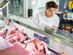  tyson-foods-to-shut-down-major-beef-plant-in-nebraska-weeks-after-trump-launched-probe-on-meatpackers 