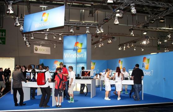 Hewlett-Packard Brought Back Windows 7