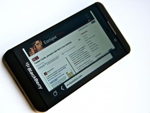 BlackBerry Workforce Expected To Plummet
