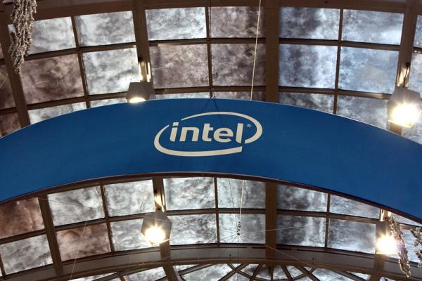 Business Tools - Intel Corporation (NASDAQ:INTC) - Here's Why Intel CEO Believes Chip Shortage To Last Until 2024