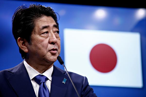 Former Japanese Prime Minister Shinzo Abe shot dead, no vital signs in hospital