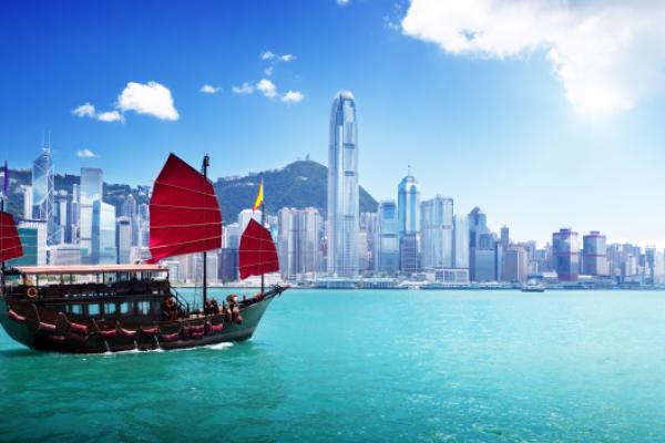 Are you a Fintech or ESG expert? Hong Kong invites you with these advantages