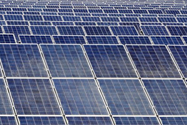 First Solar Loses Power After Analyst Upgrade: What the Stock Chart Says