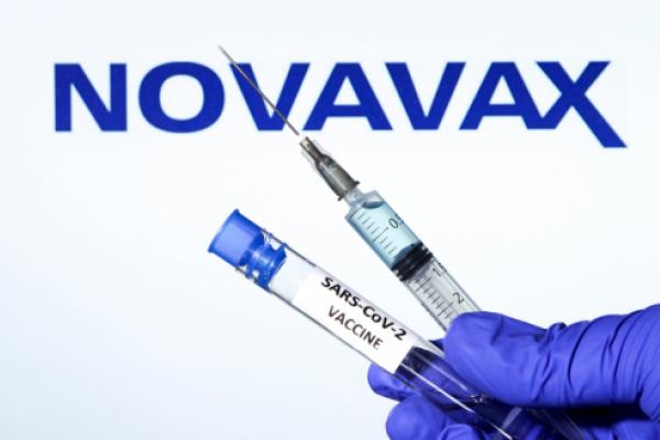 Will Novavax see more decline after Thursday's 34% drop? Vaccine manufacturers price stock offer at 13% off