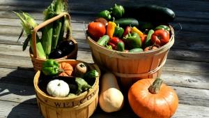 Buy seasonal produce