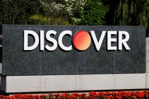 Riverwoods,-,Circa,June,2019:,Discover,Financial,Services,Headquarters.,Discover