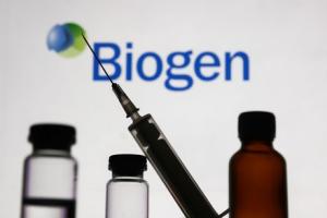 medical-bottles-syringe-seen-biogen-logo-displayed-440nw-13618678a