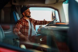 truck drivers shutterstock_2513118063