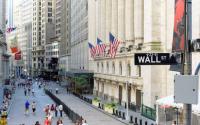 Wall Street's Most Accurate Analysts' Views On 3 Health Care Stocks Delivering H