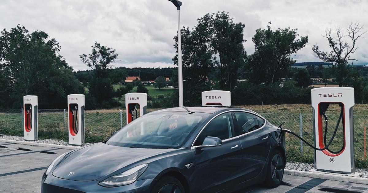 Tesla Motors, Inc. (NASDAQ:TSLA) - Tesla Opens The World's ...