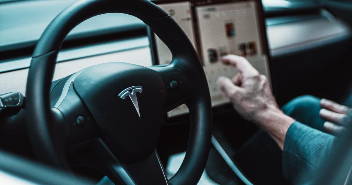 Tesla Motors, Inc.  (NASDAQ: TSLA) – Tesla revokes FSD Beta access for drivers not ‘paying enough attention to the road’