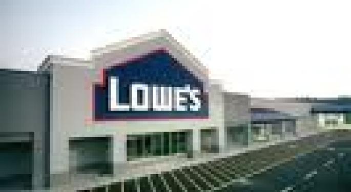 Lowe's Falls After Announcing Lower-Than-Expected Forecasts For Q2