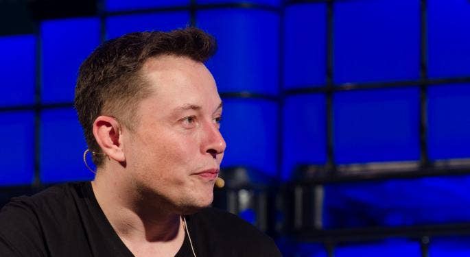 Musk, aziende rivali di Tesla hanno il suo “rispetto”