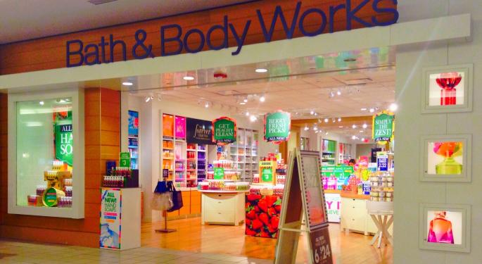 L Brands' Q3 Guidance Highlights Brick-And-Mortar Troubles