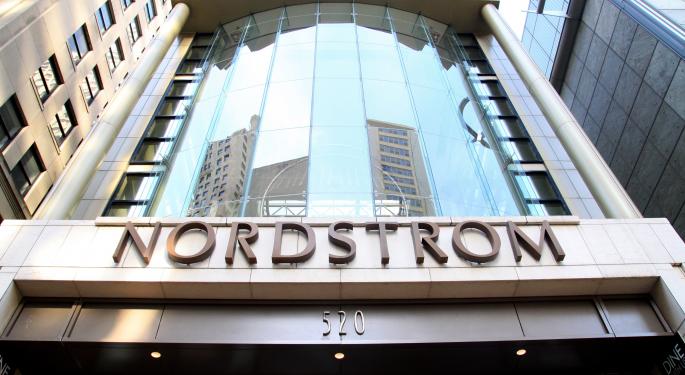 Nordstrom Down After Slight Q3 Earnings Beat