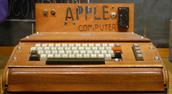 Rare Apple-1 Computer Hand-Built By Co-Founders Sells For $500,000 At Auction