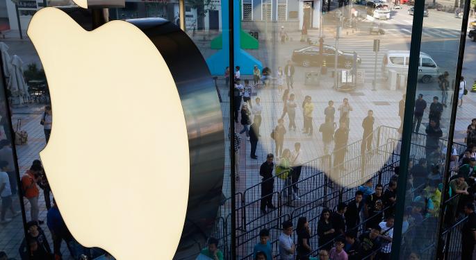 Is Apple's Same-Day Delivery The End For Apple Stores? Not Quite
