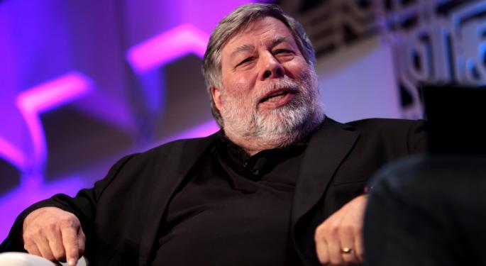 Apple, el cofundador Steve Wozniak demanda a YouTube