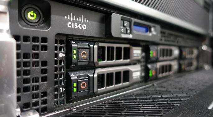 Cisco's Stock Drops On Guidance, Sell-Side Lowers Price Targets