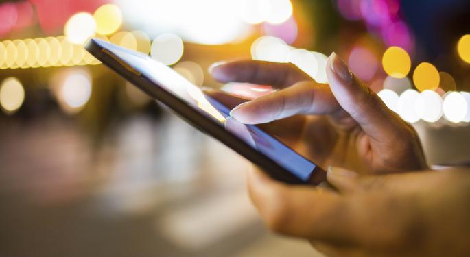 Sprint Looks To Connect Americans To Cuba