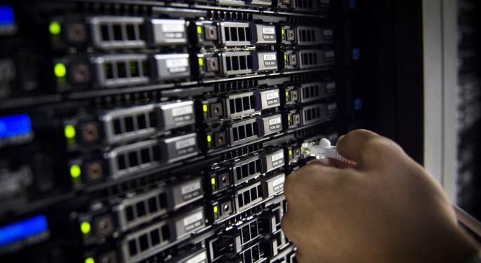 Analyst: NetApp Should Acquire Someone Or Get Acquired