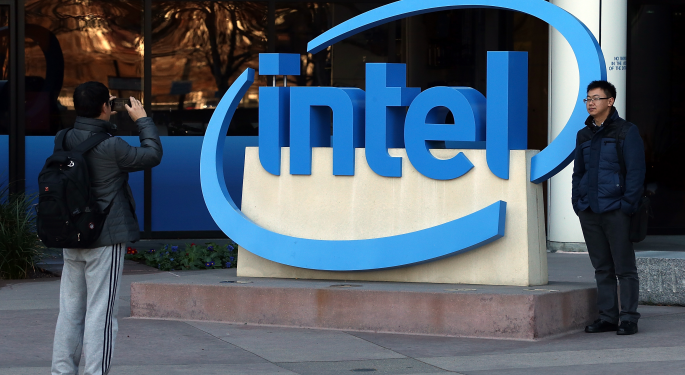 Raymond James: Altera-Intel Deal Still On