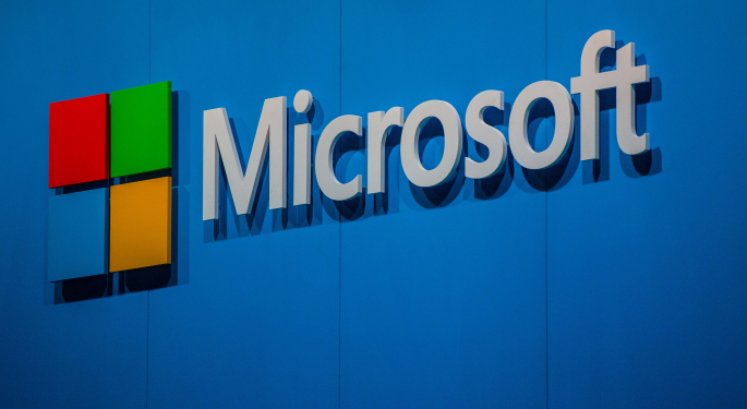 Expert: No Reason To Be Long On Microsoft's Weekly Chart