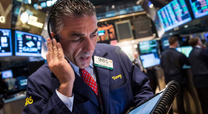 Stocks Mixed Despite Better Than Expected GDP