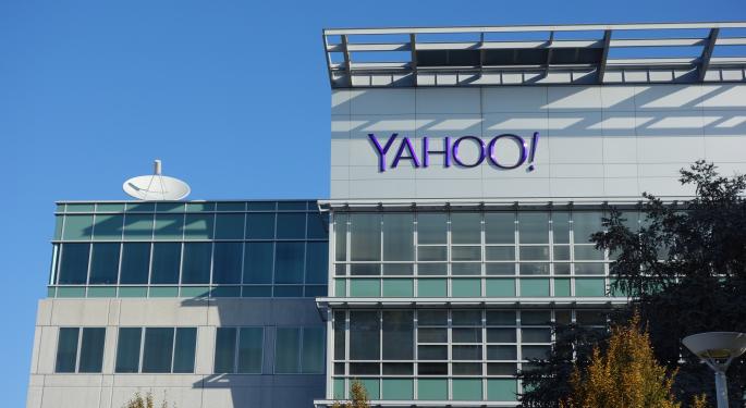IRS, Treasury Unlikely To Approve Yahoo's Alibaba Spinoff: Capstone Analyst
