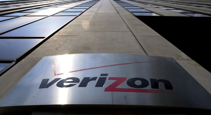 Verizon Strikes Cell Tower Deal With AMT, Announces $5 Billion Share Buyback