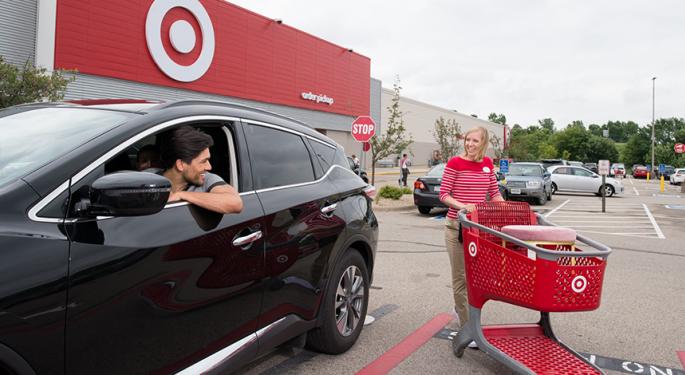 Analysts Like Target's Strong Comps, Interested In Move To Omnichannel Business
