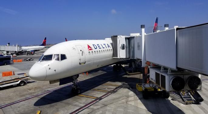 Analyst Upgrades Delta, Names Alaska Air Top Airline Pick For 2022