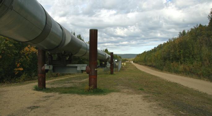 Credit Suisse Upgrades Kinder Morgan Ahead Of Expected Mid-2018 Dividend Step Up