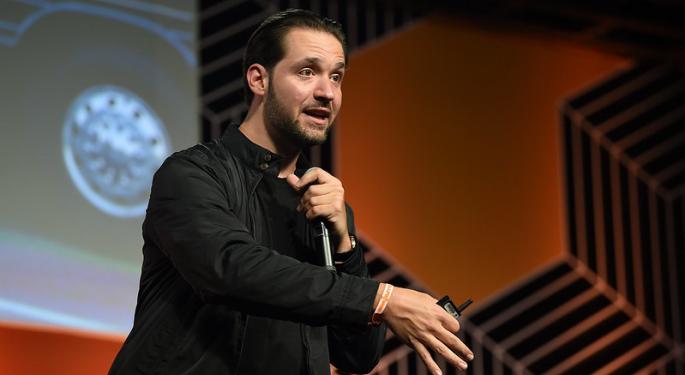 Here's How Alexis Ohanian Sported The Bored Ape Yacht Club At The Oscars